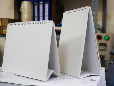 Các công đoạn và kỹ thuật gia công bìa cứng